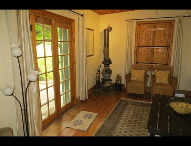 4 BEDROOM HOUSE FOR SALE IN NIEU BETHESDA